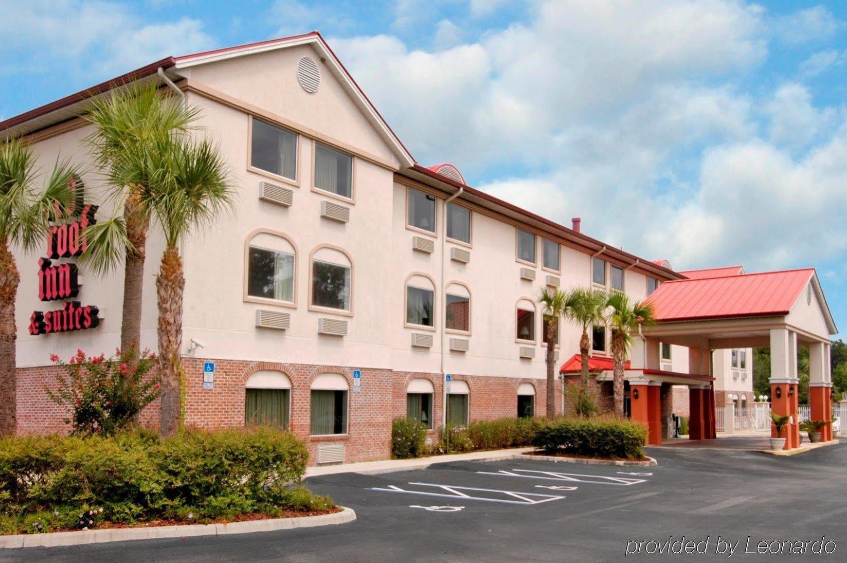 Motel Red Roof 2*